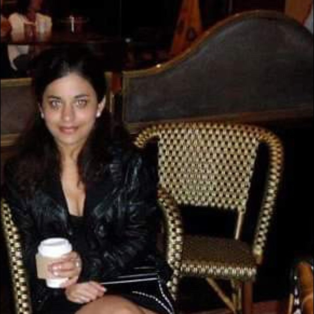 Meet your Posher, Aliya